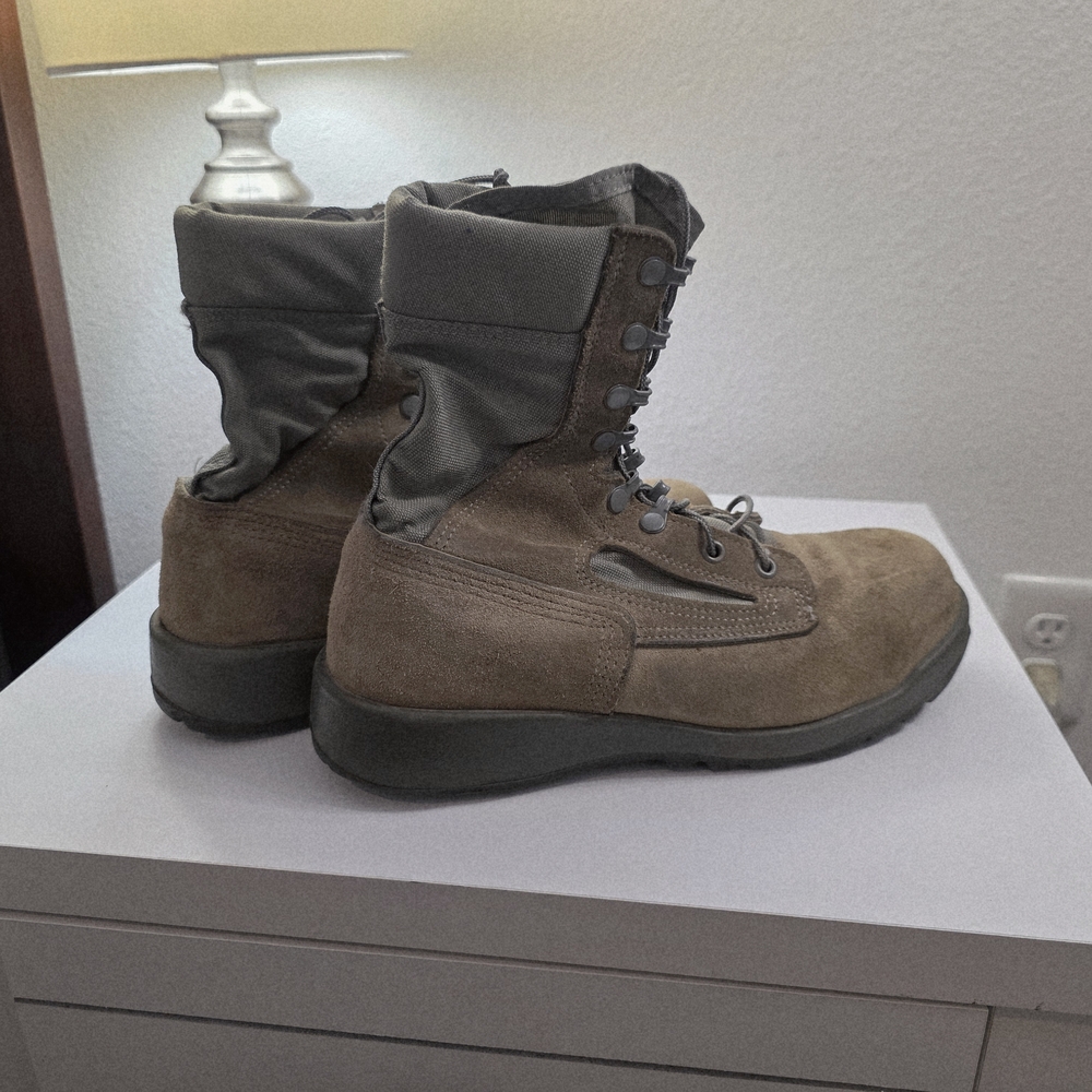 Vibram Green Steeltoe Boots - Picture 2 of 4